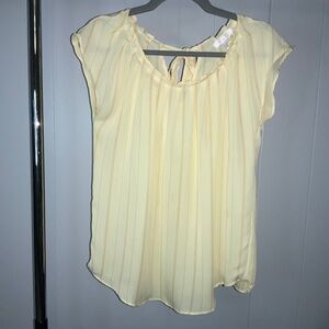 LC Lauren Conrad yellow striped pleated neckline blouse Sz M tie back cap sleeve